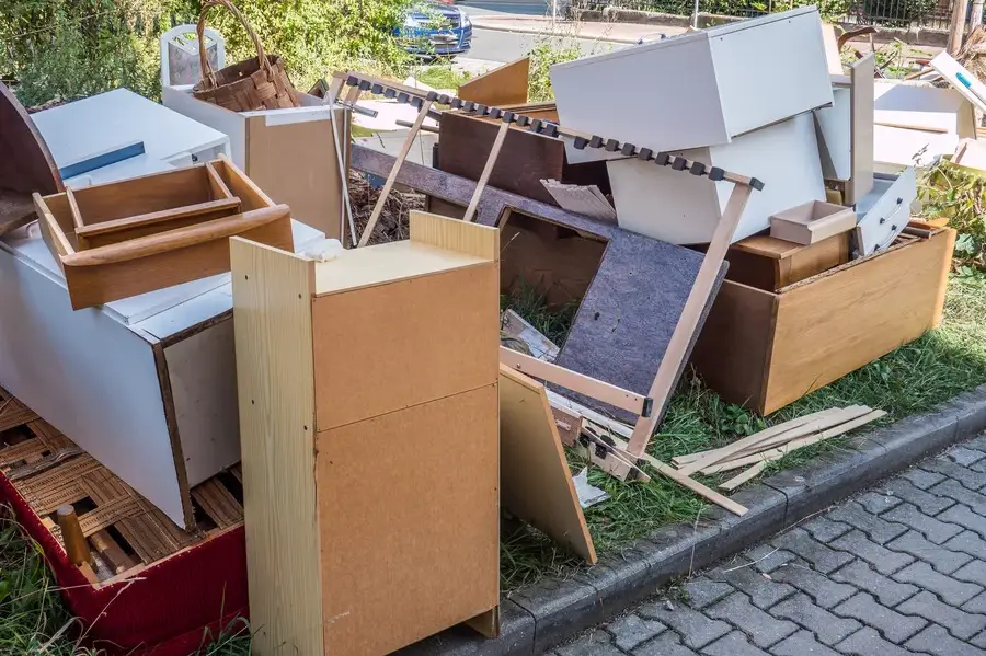 What To Expect During A Professional Junk Removal Visit in Cincinnati, OH What To Expect During A Professional Junk Removal Visit in Cincinnati, OH